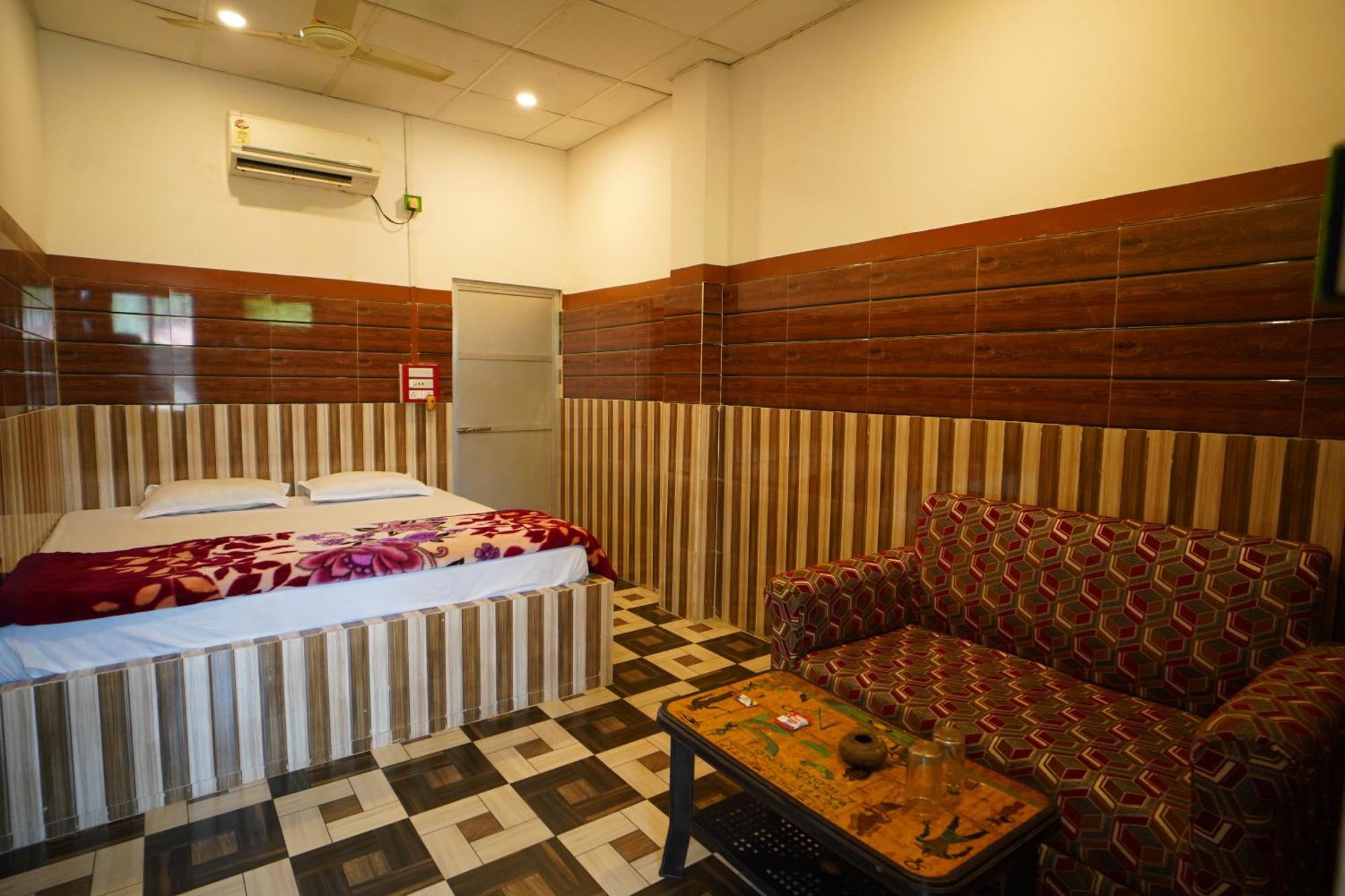 Lake View Village Resort Tajpur Екстериор снимка