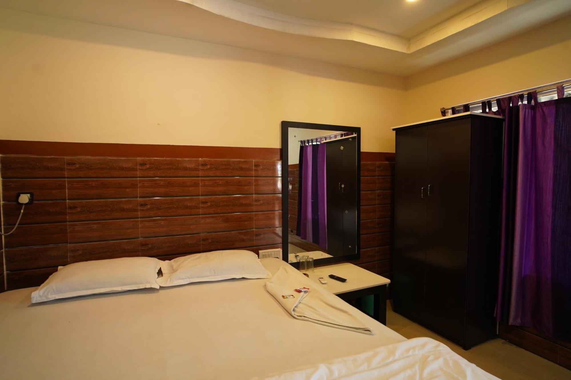 Lake View Village Resort Tajpur Екстериор снимка