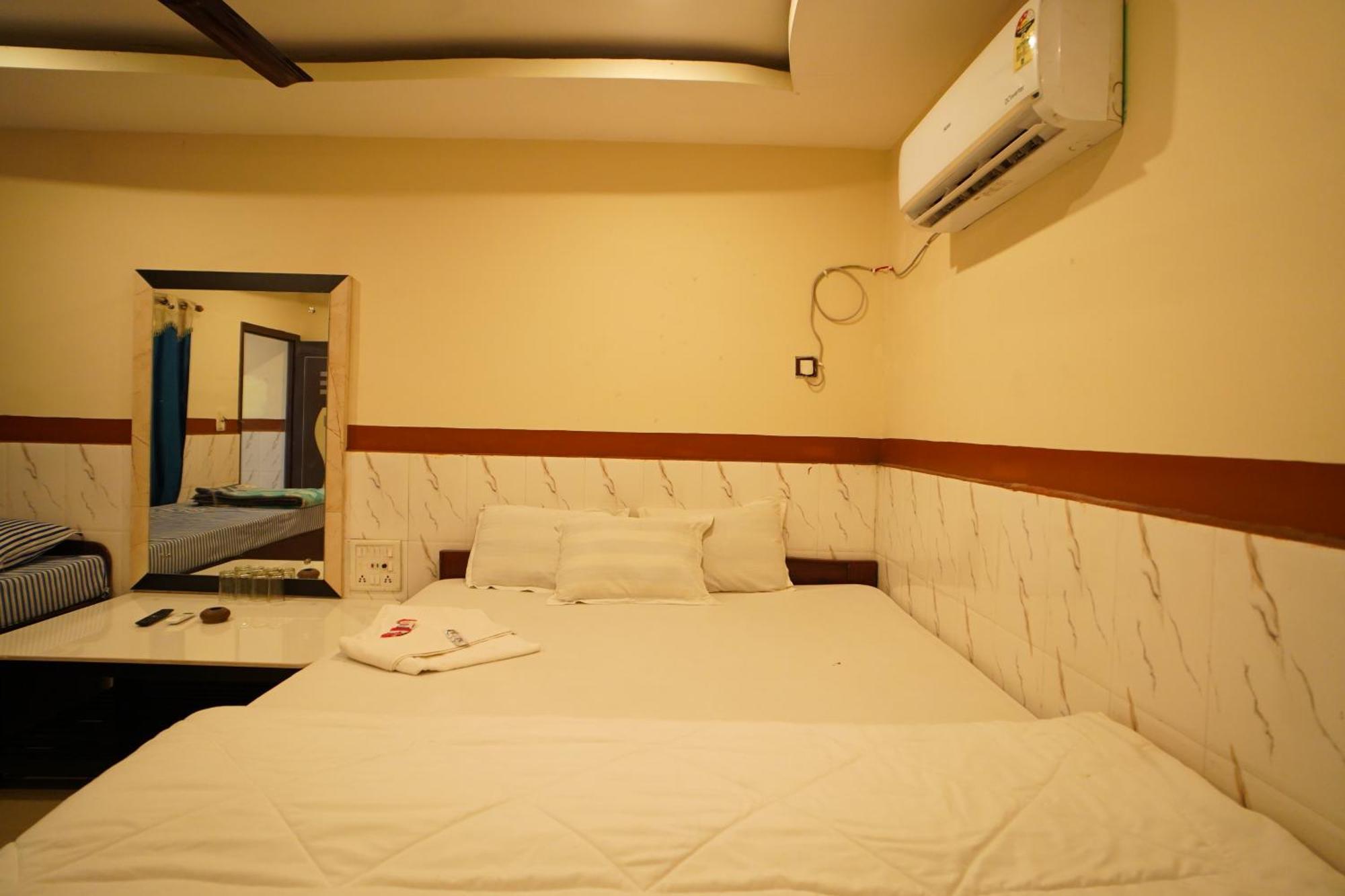 Lake View Village Resort Tajpur Екстериор снимка