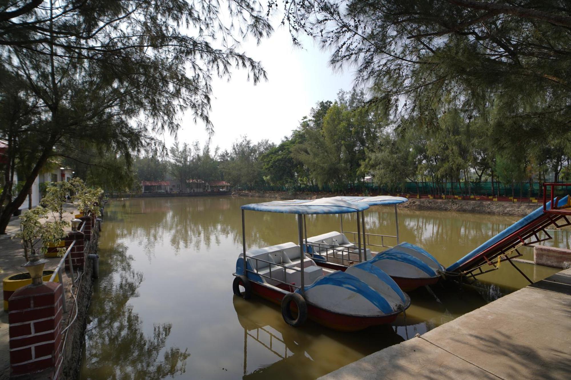 Lake View Village Resort Tajpur Екстериор снимка