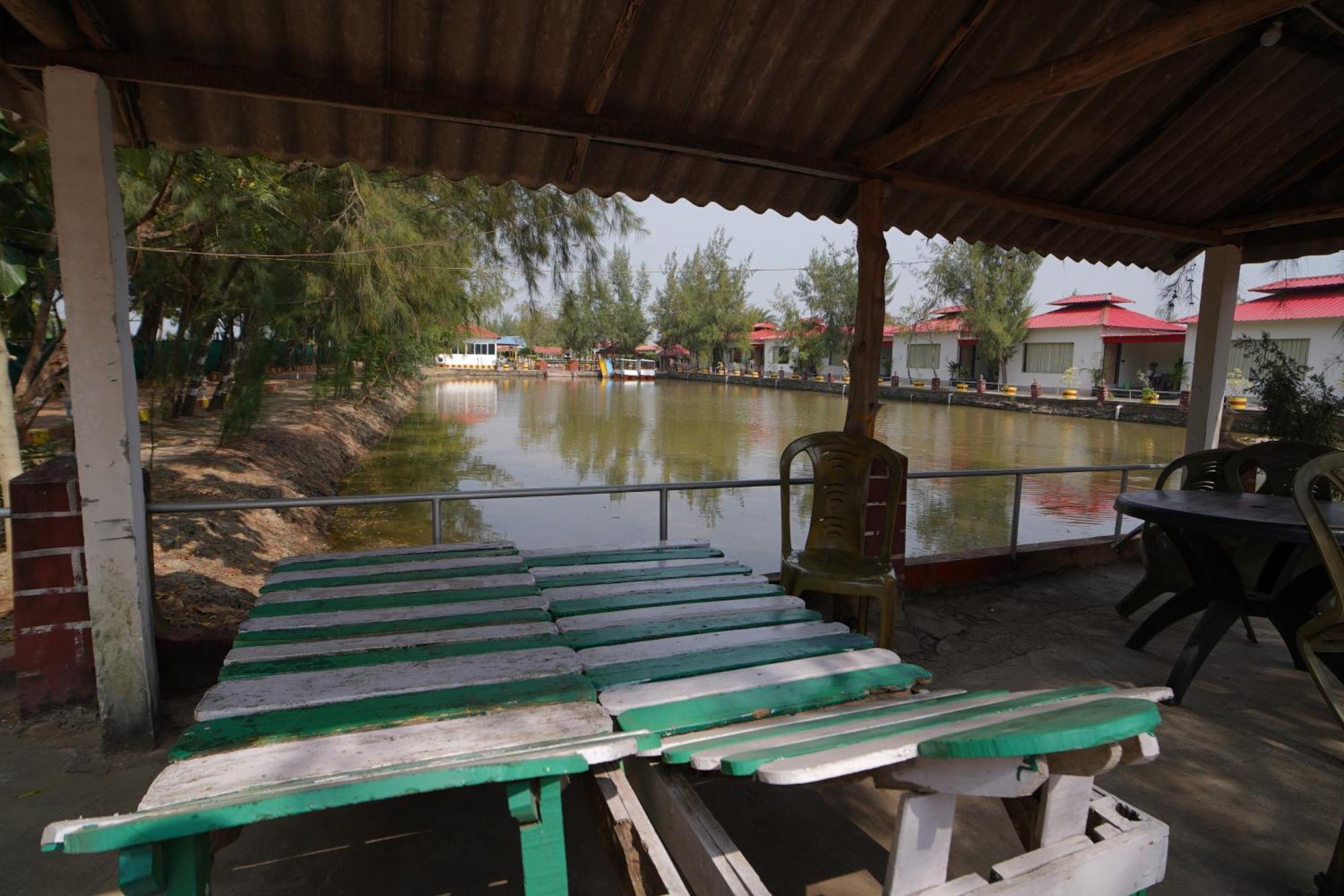 Lake View Village Resort Tajpur Екстериор снимка